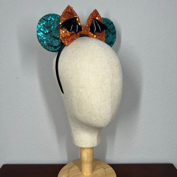 🎃 Witching Hour Minnie Ears | Disney-Inspired Halloween Mickey Ears Headband - Picture 5 of 6